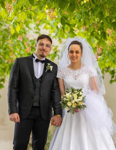 photographe de mariage loiret - photo couple à la chapelle saint mesmin